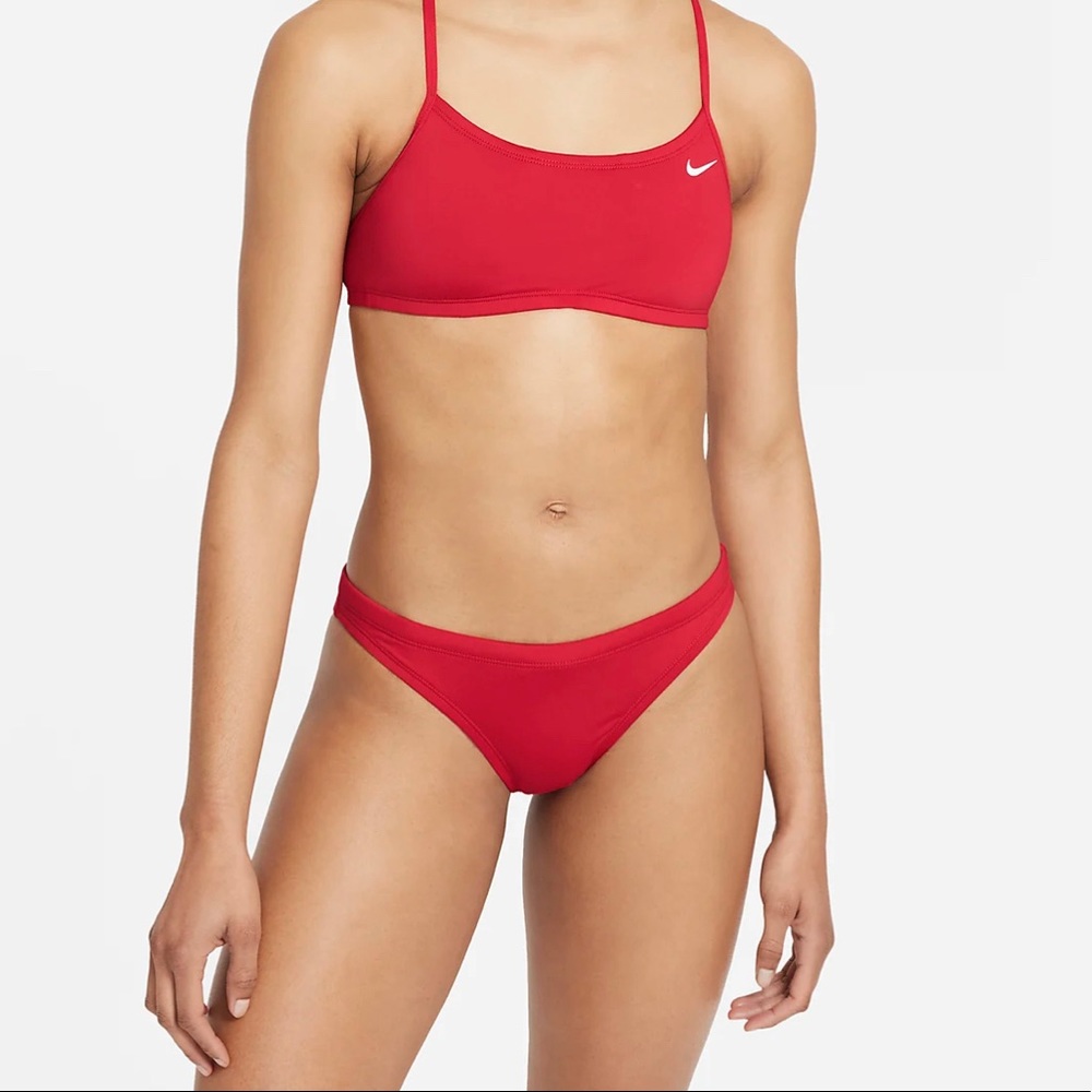 Nike Essentials Athletic Bikini Top